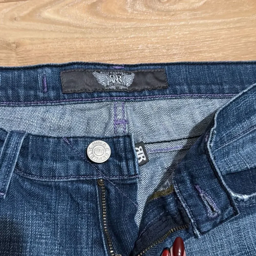 Rock & Republic Jeans Size 29 with purple studs on back and purple stitch lining
